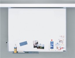 Schreibtafel B.1500xH.1000 weiß magnetisch f.Wandschienensystem