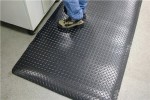 Arbeitsplatz-Bodenbelag B.900mm schwarz m.gelben Rändern PVC Stärke 14mm